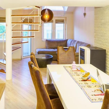 Centrally Located Apartment In فارنا المظهر الخارجي الصورة